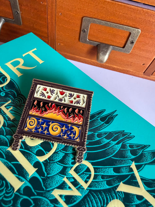 ACOTAR dresser Pin